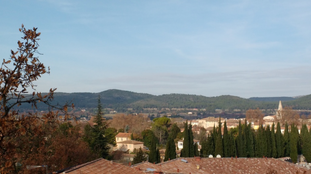 Brignoles vue de notre gîte 2